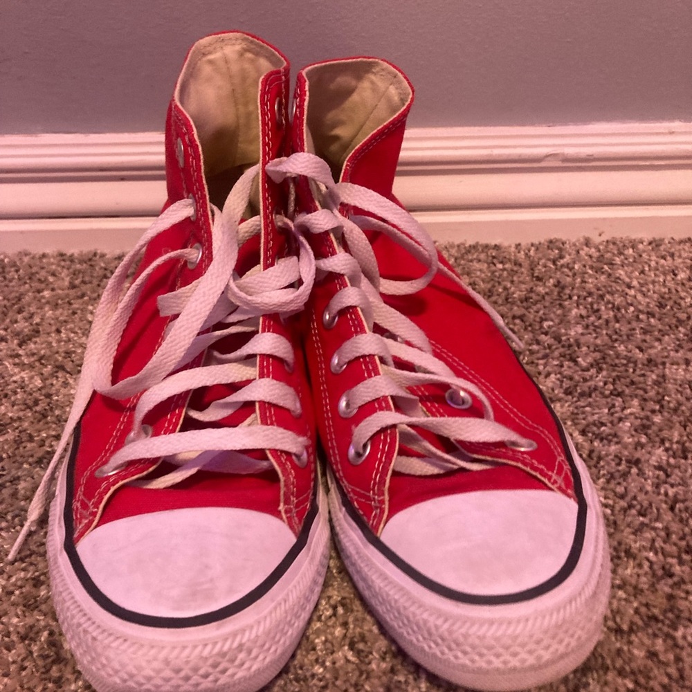 Converse - Picture 2 of 7